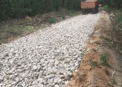 Lesní cesta „Opravy LC na LR Brodek, LS Brandýs n. L